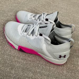 Under Armour Reign Training shoe - BARELY WORN